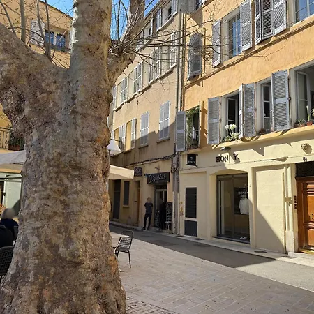 Le Sainte-victoire - Cosy Avec Sa Jolie Terrasse - Centre Historique Apartment